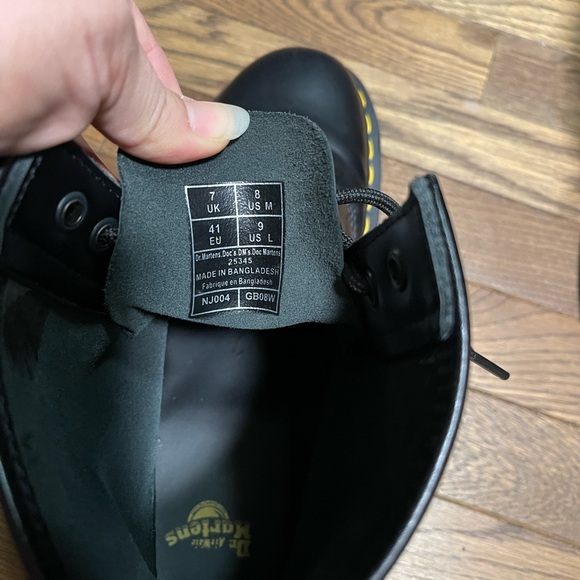 Women’s Doc Marten’s 1460 Bex Smooth Leather Platform Boots. - Picture 9 of 10